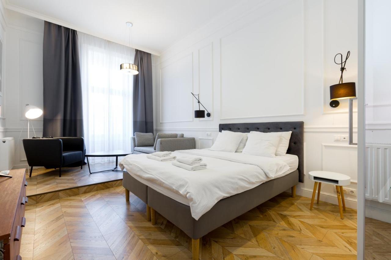 The Oktogon Executive Apartment Budapest Kültér fotó